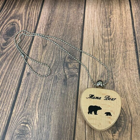 Mama Bear 1 Cub Necklace - Picture 1 of 2